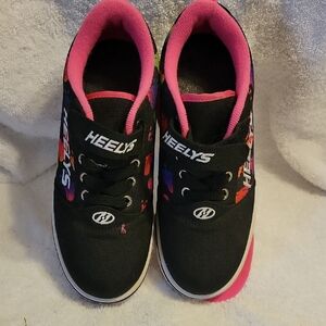 Heelys Kids Sneakers - Black and Pink Youth 3